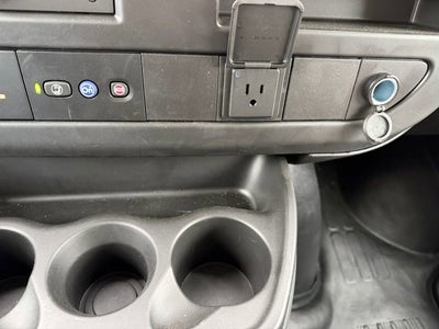 2025 Chevrolet Express Cutaway 3500 1WT