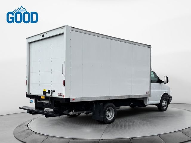 2025 Chevrolet Express Cutaway 3500 1WT