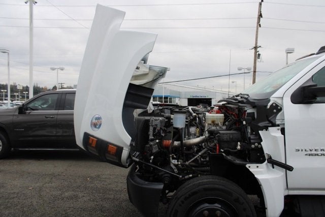 2022 Chevrolet Silverado 4500 HD Work Truck