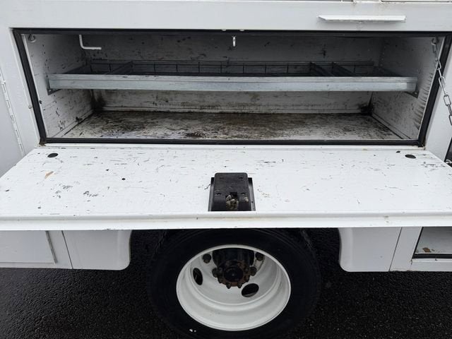 2022 INTERNATIONAL CV515 Base