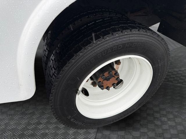 2022 INTERNATIONAL CV515 Base