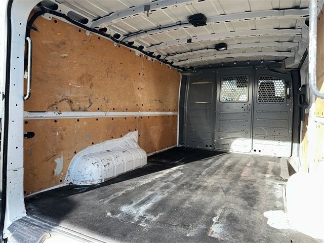 2021 Nissan NV Cargo SV