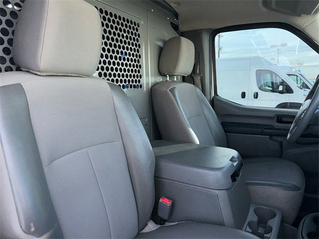 2021 Nissan NV Cargo SV