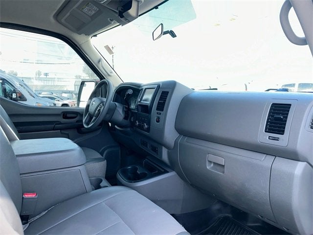 2021 Nissan NV Cargo SV