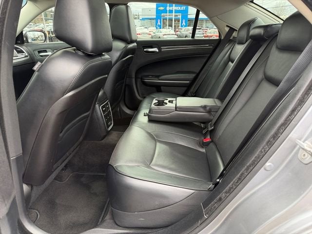 2016 Chrysler 300 300C