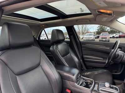 2016 Chrysler 300 300C