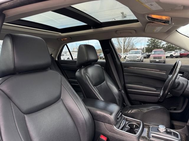 2016 Chrysler 300 300C