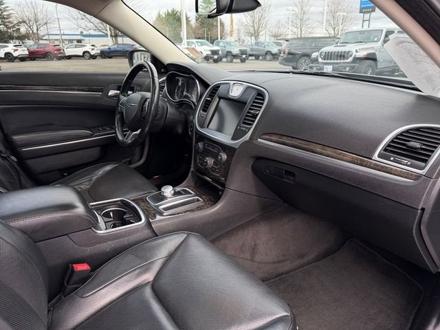 2016 Chrysler 300 300C