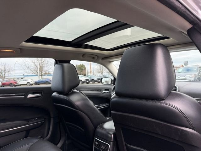 2016 Chrysler 300 300C