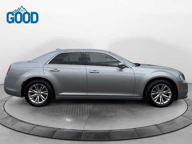 2016 Chrysler 300 300C