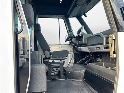 2024 BrightDrop Zevo 400 EJY