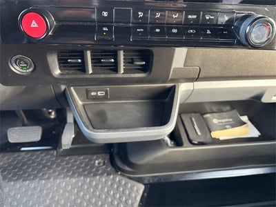 2024 BrightDrop Zevo 400 EJY