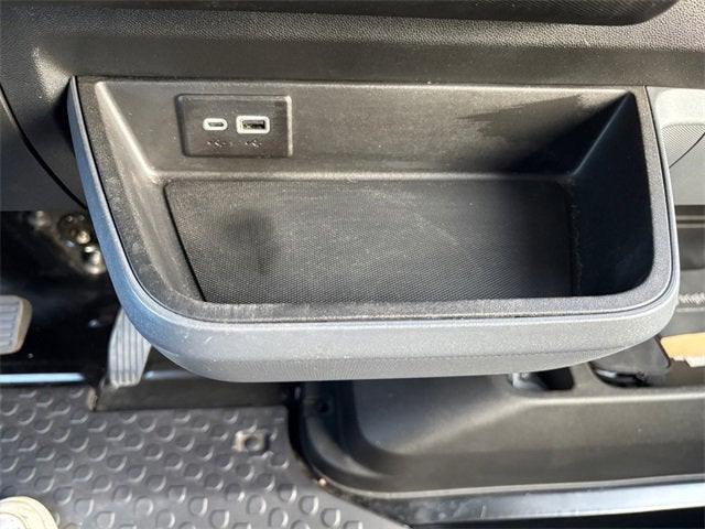 2024 BrightDrop Zevo 400 EJY