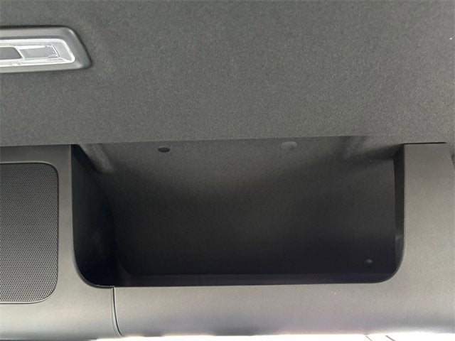 2024 BrightDrop Zevo 400 EJY