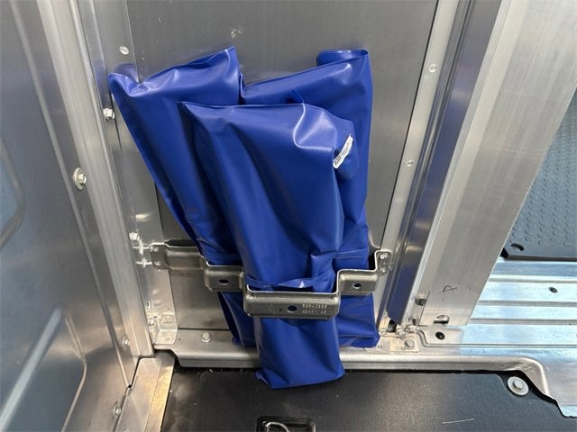 2024 BrightDrop Zevo 400 EJY