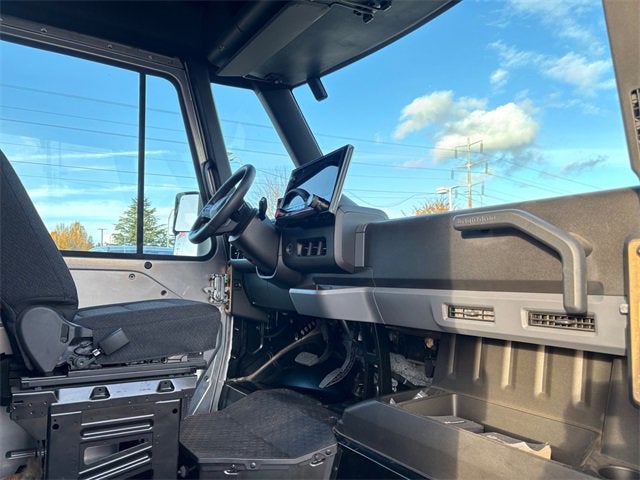 2024 BrightDrop Zevo 400 EJY