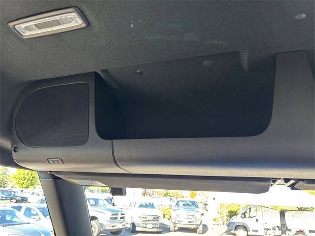 2024 BrightDrop Zevo 400 EJY