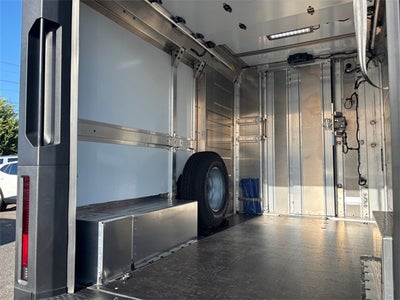 2024 BrightDrop Zevo 400 EJY