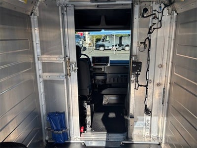 2024 BrightDrop Zevo 400 EJY