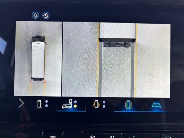 2024 BrightDrop Zevo 600 EJY