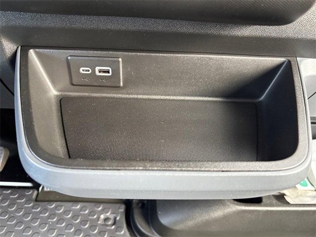 2024 BrightDrop Zevo 600 EJY