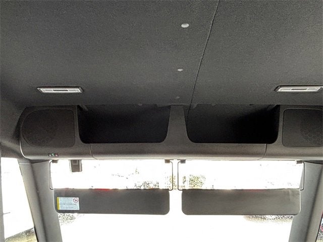 2024 BrightDrop Zevo 600 EJY