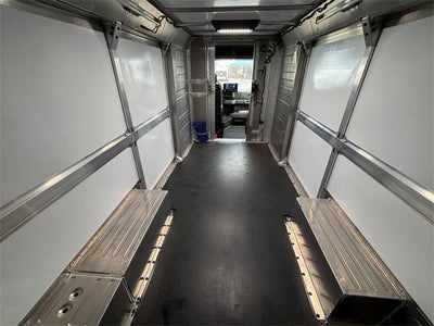 2024 BrightDrop Zevo 600 EJY