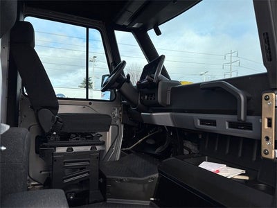 2024 BrightDrop Zevo 600 EJY