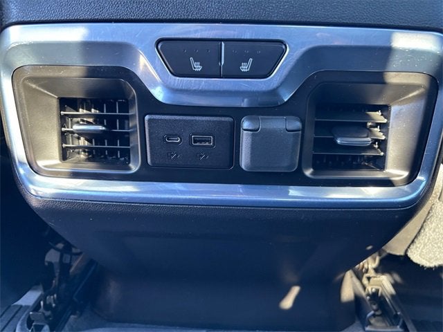 2022 Chevrolet Silverado 3500 HD High Country