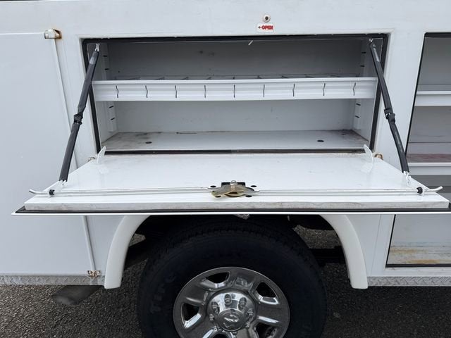 2016 RAM 3500 SLT
