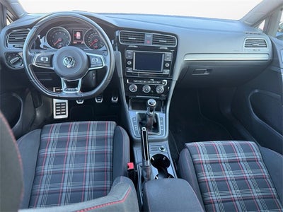 2021 Volkswagen Golf GTI S