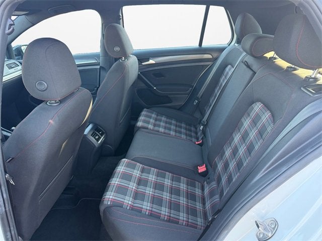 2021 Volkswagen Golf GTI S