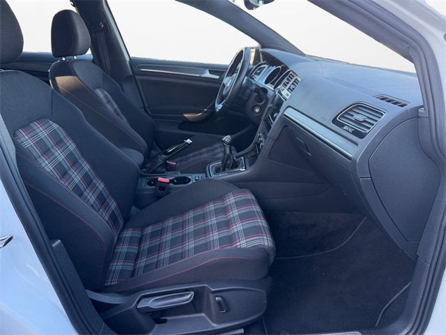 2021 Volkswagen Golf GTI S