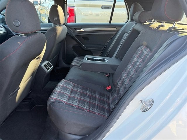 2021 Volkswagen Golf GTI S