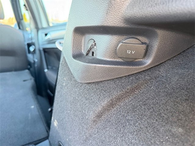 2021 Volkswagen Golf GTI S