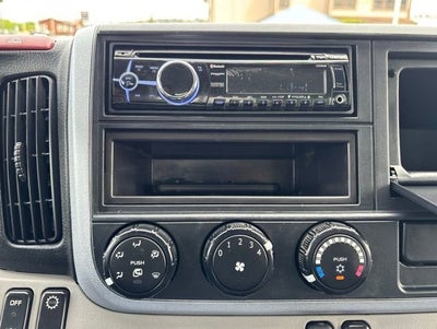 2019 Mitsubishi FE14 Base