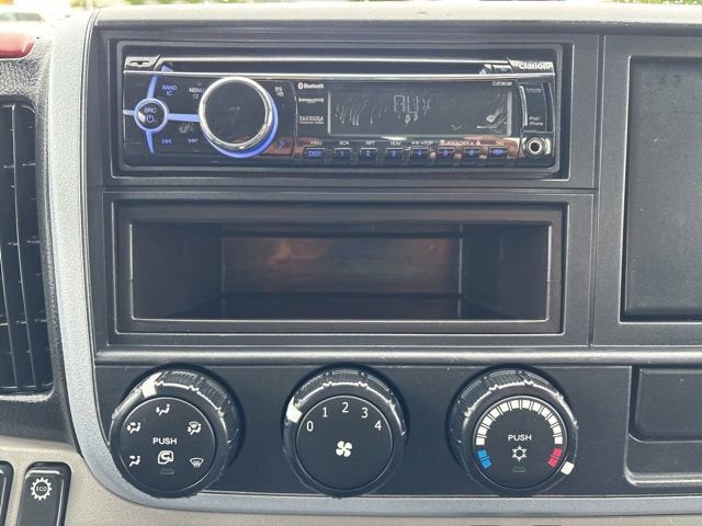 2019 Mitsubishi FE14 Base