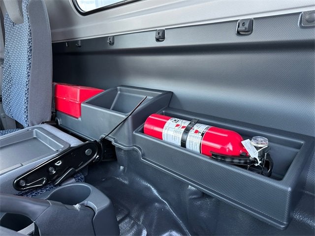 2025 Chevrolet Low Cab Forward 4500 1WT