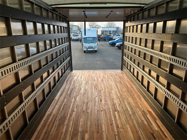 2025 Chevrolet Low Cab Forward 4500 1WT