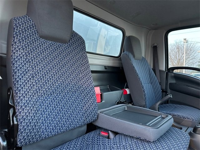 2025 Chevrolet Low Cab Forward 4500 1WT