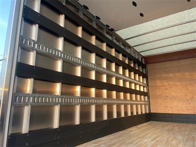 2025 Chevrolet Low Cab Forward 4500 1WT