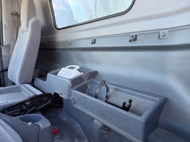 2021 Chevrolet Low Cab Forward 4500 HG Base