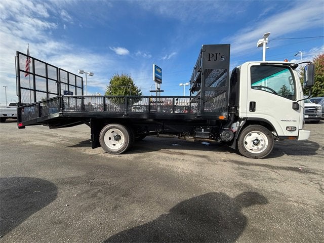2024 Chevrolet Low Cab Forward 4500 Base