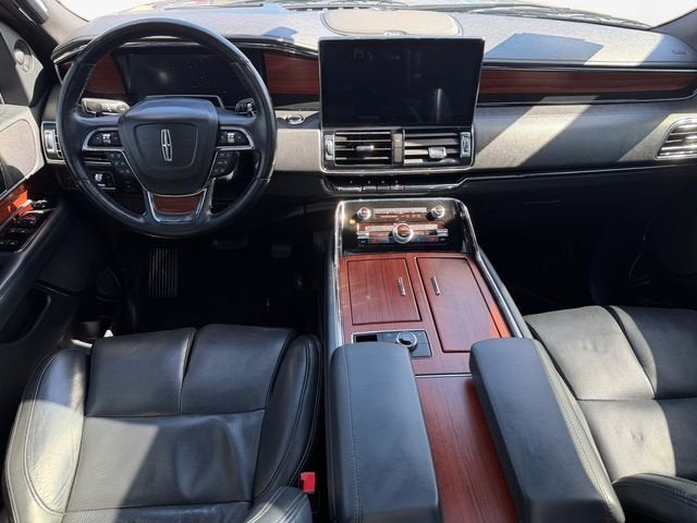 2022 Lincoln Navigator L Reserve