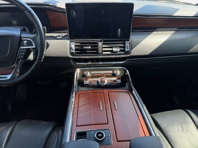 2022 Lincoln Navigator L Reserve