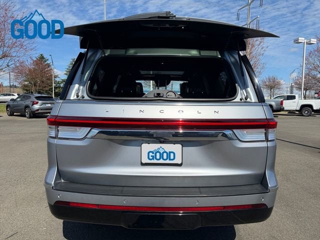 2022 Lincoln Navigator L Reserve