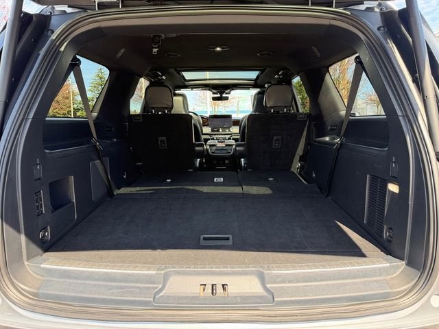 2022 Lincoln Navigator L Reserve