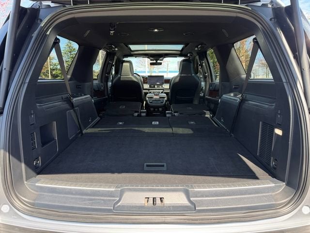 2022 Lincoln Navigator L Reserve