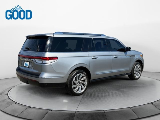 2022 Lincoln Navigator L Reserve