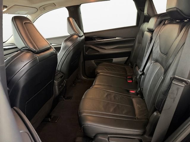 2023 INFINITI QX60 PURE